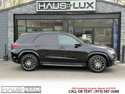 Used 2020 Mercedes-Benz GLE 350 4MATIC w/ AMG Line Exterior image 15