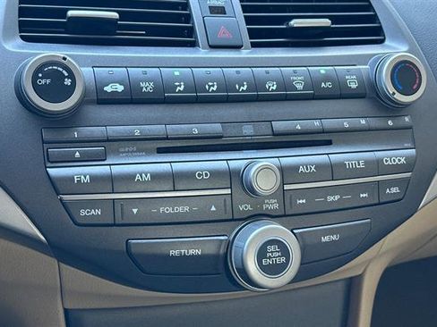 Used 2012 Honda Accord LX image 18