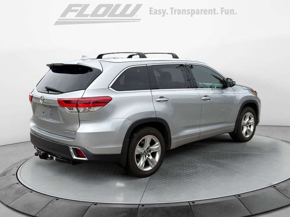 Used 2017 Toyota Highlander Limited AWD/4WD image 9