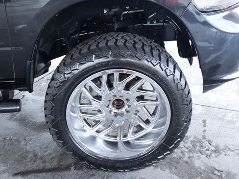 Used 2017 RAM 1500 Express w/ Black Ram 1500 Express Group RWD image 37