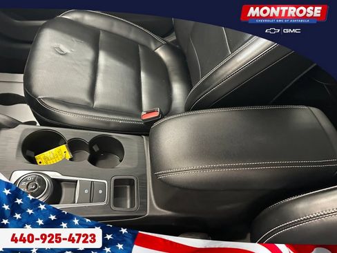 Used 2024 Ford Escape Platinum AWD/4WD image 16