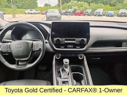 Certified 2024 Toyota Grand Highlander AWD image 14