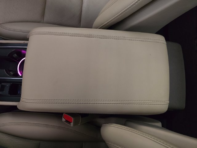 Used 2021 Lincoln Corsair AWD w/ Premium Package image 27