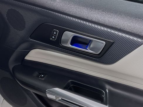 Used 2024 Ford Mustang Premium image 31