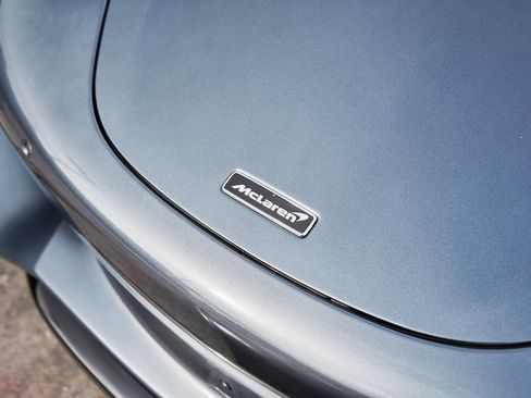 Used 2024 McLaren 750S image 12