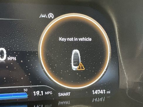 Used 2024 Hyundai Palisade Calligraphy image 14