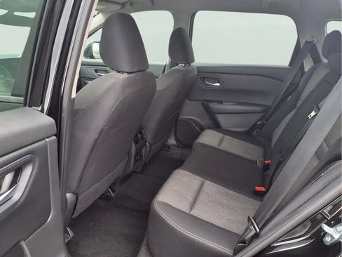 Used 2024 Nissan Rogue SV FWD image 20