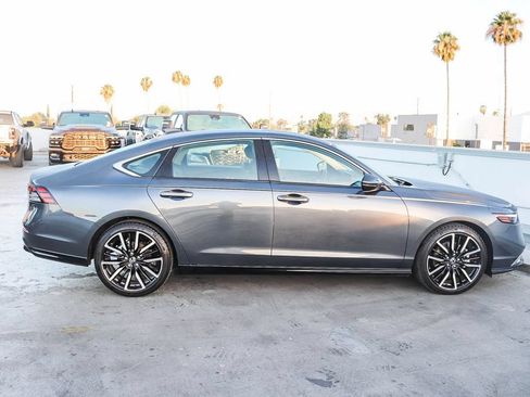 Used 2025 Honda Accord Touring image 13
