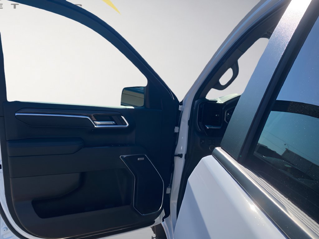 New 2026 Chevrolet Silverado 1500 RST w/ Safety Package AWD/4WD image 17