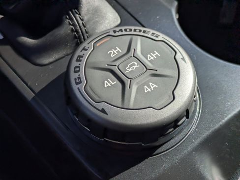 New 2025 Ford Bronco Badlands image 63