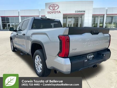 Used 2022 Toyota Tundra SR5 w/ SR5 Convenience Package AWD/4WD image 3