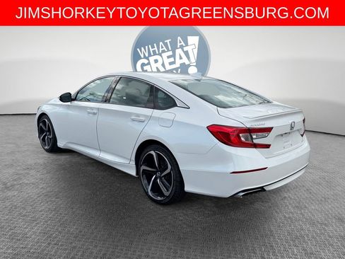 Used 2018 Honda Accord Sport image 6