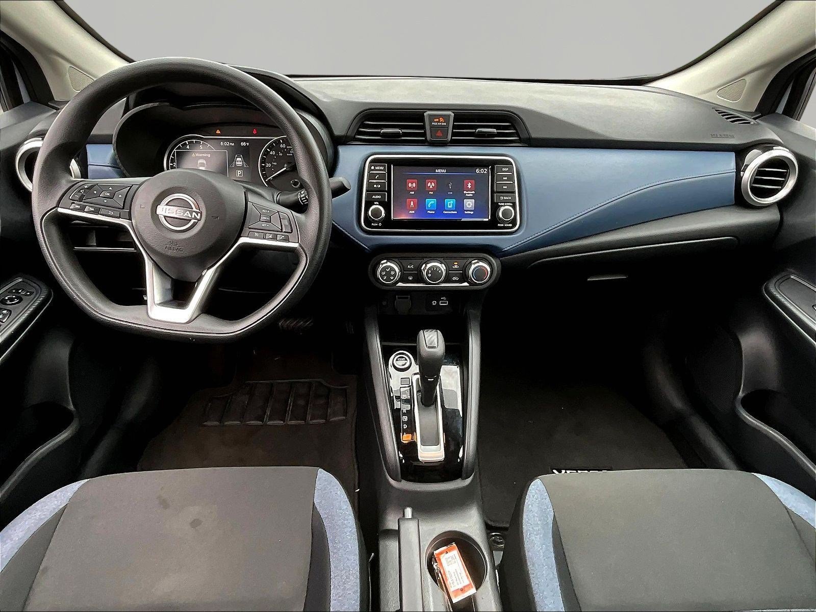 Used 2025 Nissan Versa SV FWD image 7