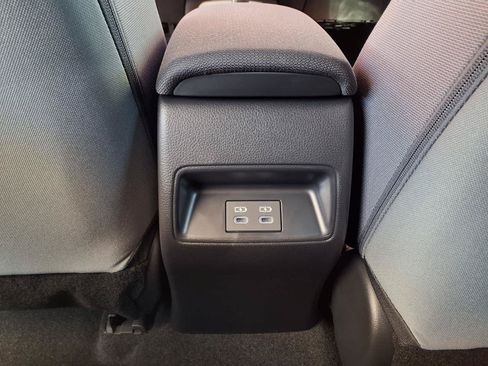 Certified 2026 Toyota Corolla SE w/ Carpet Mat Package (TMS) FWD image 12
