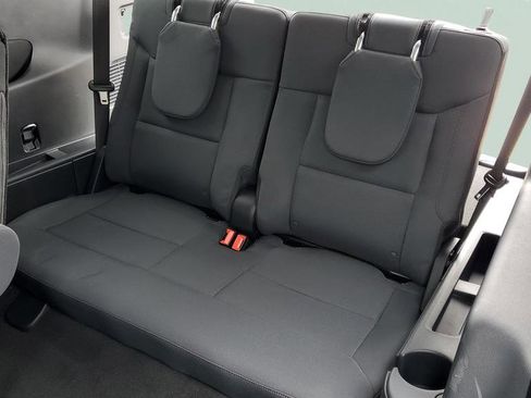 New 2026 Ford Explorer Active image 37