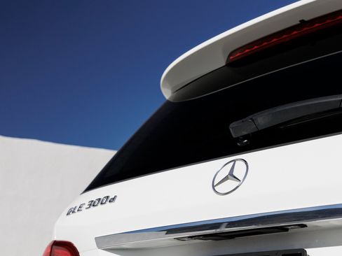 Used 2016 Mercedes-Benz GLE 300d 4MATIC image 12