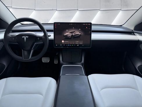 Used 2022 Tesla Model 3 Performance image 12