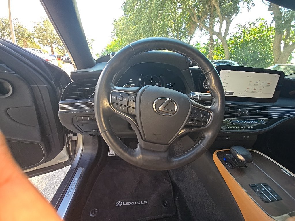 Certified 2024 Lexus LS 500 RWD image 20
