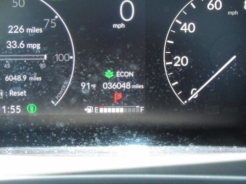 Used 2025 Honda CR-V Sport-L image 32