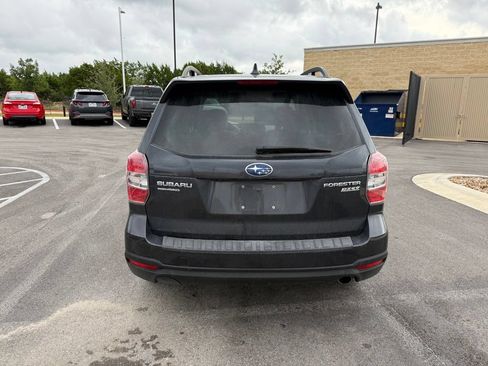 Used 2016 Subaru Forester 2.5i Limited AWD/4WD image 5