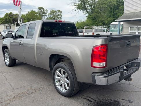 Used 2007 GMC Sierra 1500 SLE w/ California Package RWD image 4