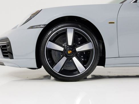 Used 2023 Porsche 911 Sport Classic RWD image 10