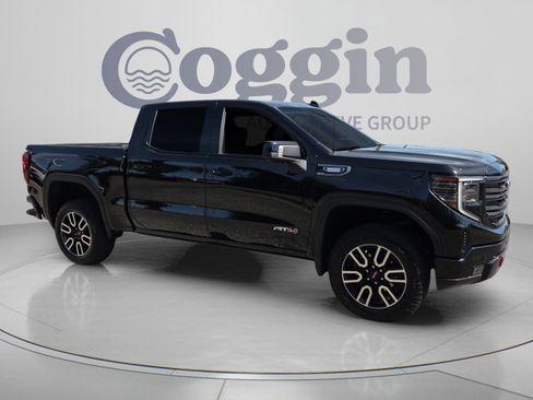 Certified 2026 GMC Sierra 1500 AT4 w/ AT4 Premium Package AWD/4WD image 7