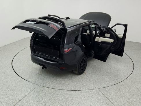 Certified 2022 Land Rover Discovery HSE R-Dynamic image 37