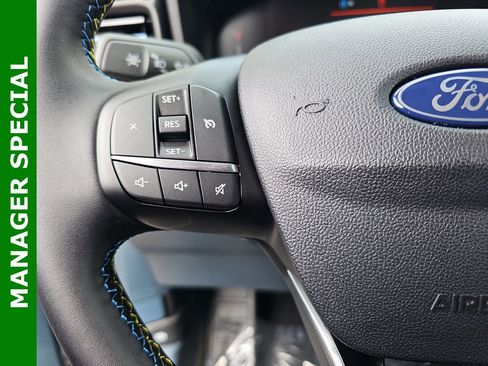 New 2025 Ford Maverick Lobo image 16