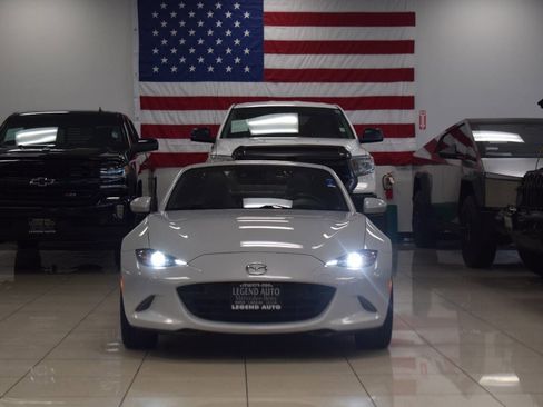 Used 2018 MAZDA MX-5 Miata RF Grand Touring image 4