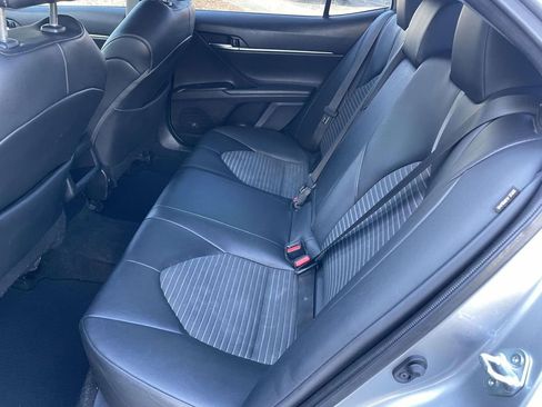 Used 2022 Toyota Camry SE image 23