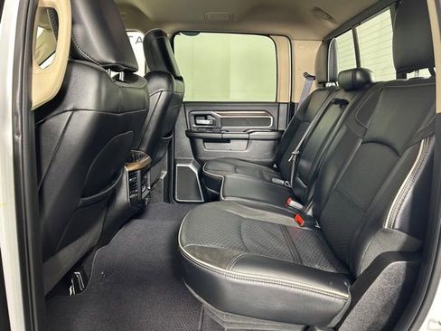 Used 2022 RAM 3500 Laramie AWD/4WD image 12