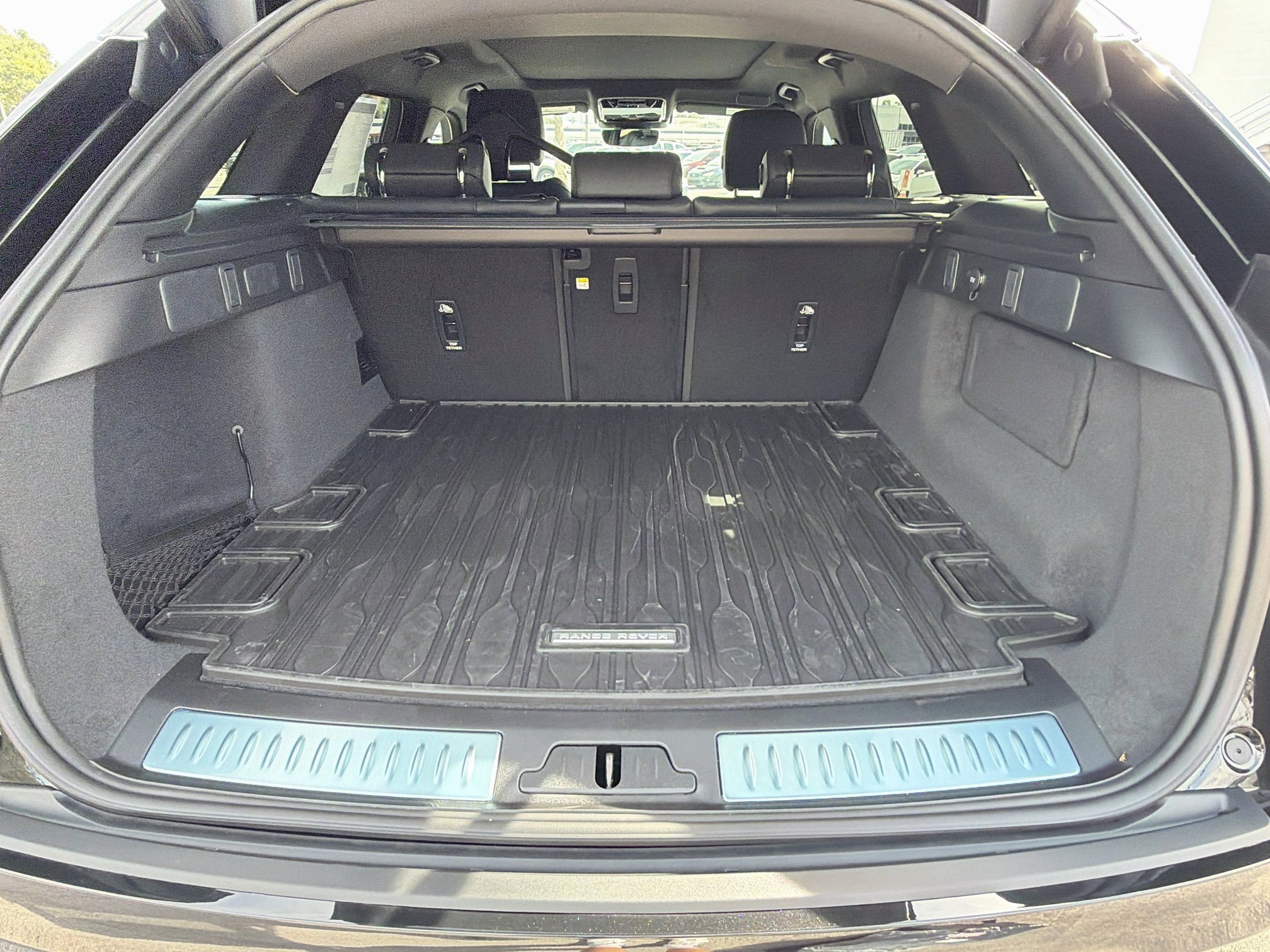 New 2026 Land Rover Range Rover Velar S AWD/4WD image 12