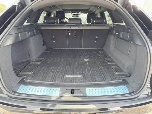 New 2026 Land Rover Range Rover Velar S AWD/4WD image 12