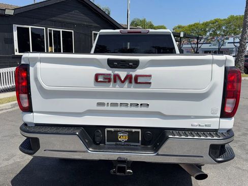 Used 2022 GMC Sierra 3500 SLE w/ SLE Convenience Package AWD/4WD image 7