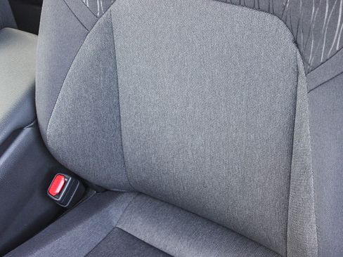 Used 2025 Toyota Camry LE image 23