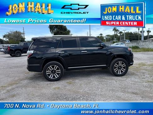 Used 2018 Toyota 4Runner Limited AWD/4WD image 12