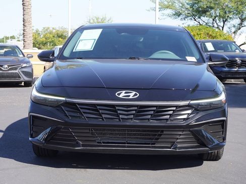 Used 2024 Hyundai Elantra SEL image 5