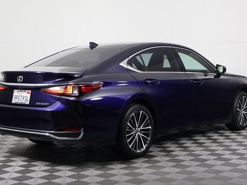 Certified 2025 Lexus ES 300h w/ Premium Package FWD image 4
