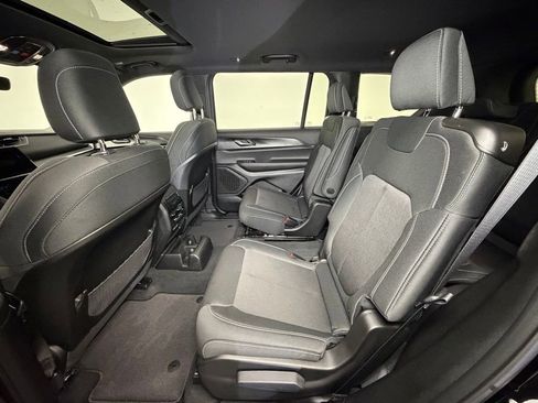 New 2026 Jeep Grand Cherokee L Laredo AWD/4WD image 5