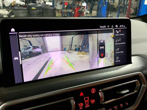 Used 2024 BMW X4 xDrive30i w/ Premium Package image 27