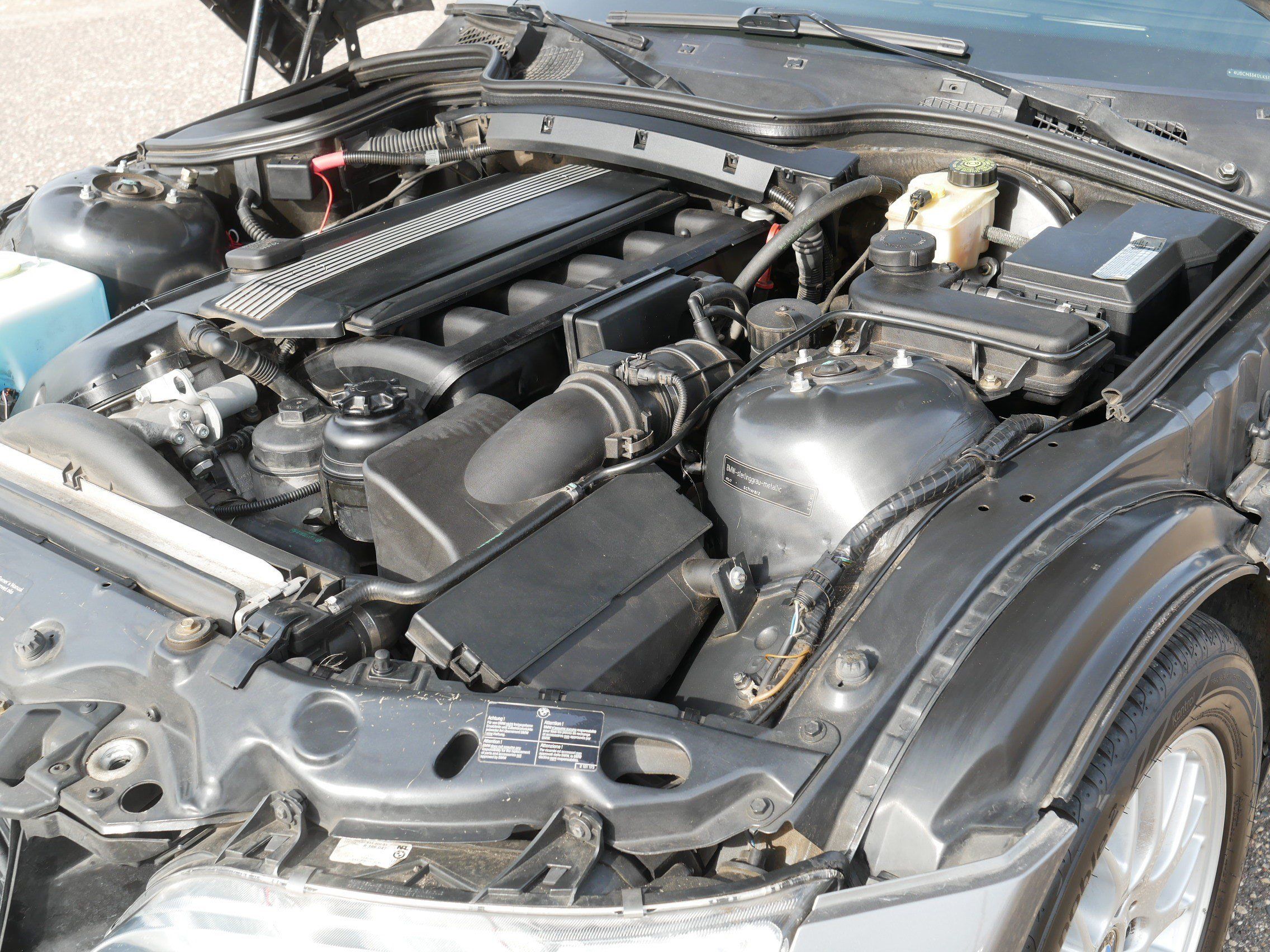 Used 2002 BMW Z3 2.5i RWD image 42