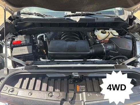 Used 2020 Chevrolet Silverado 1500 LT w/ Texas Edition image 19