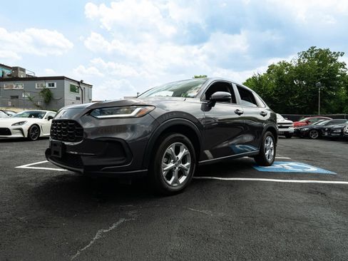 Used 2025 Honda HR-V LX image 7