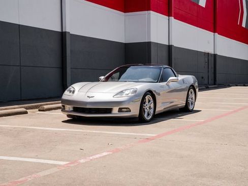 Used 2008 Chevrolet Corvette Coupe w/ Preferred Equipment Group RWD image 35