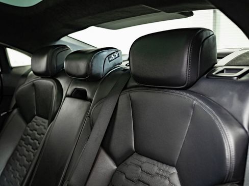 Used 2022 Audi RS e-tron GT w/ Carbon Performance Package image 40