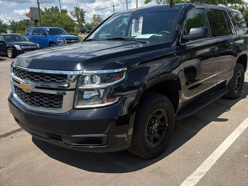 Used 2019 Chevrolet Tahoe 2WD w/ Remote Keyless Entry Package image 1
