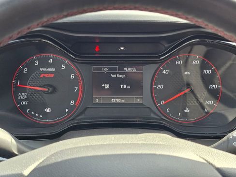 Used 2025 Chevrolet Trax RS w/ Driver Confidence Package image 24