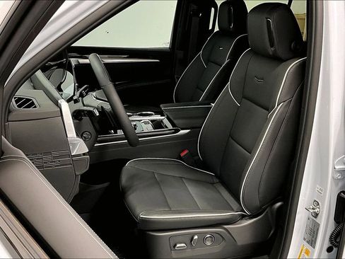 New 2026 Cadillac Escalade Sport w/ Touring Package image 33