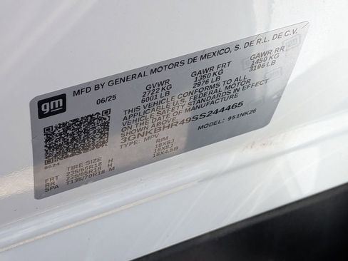 Used 2025 Chevrolet Blazer LT AWD/4WD image 33